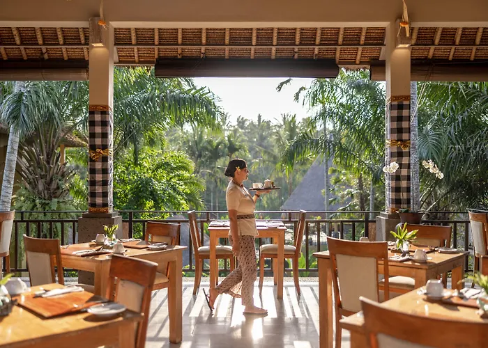Курортный комплекс The Sankara & 4*